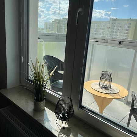 Apartament Metro Sluzew ワルシャワ エクステリア 写真